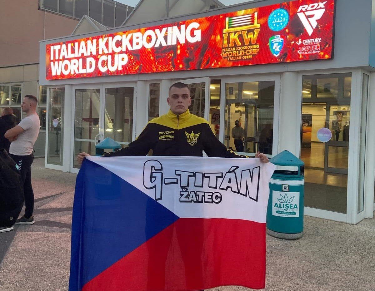 Světový úspěch žateckého kickboxu