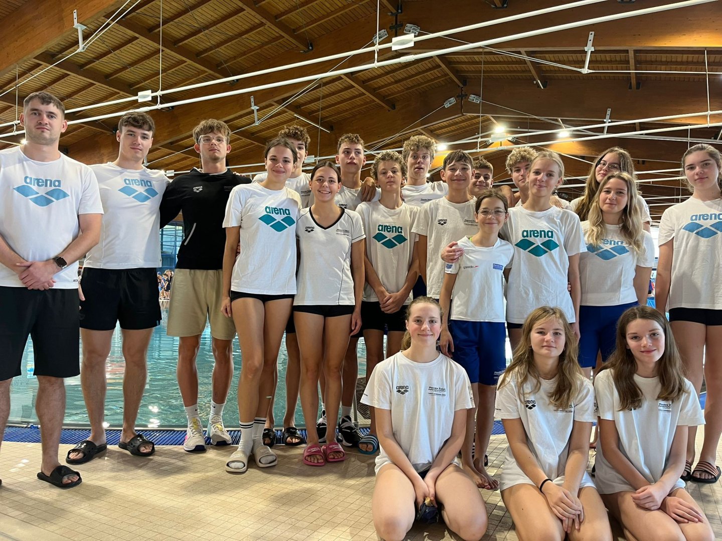 V mosteckém bazénu loupili medaile plavci ze Žatce!