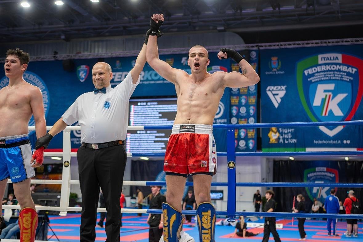 G-Titán Ondřej Ibl vyhrál Světový pohár v kick-boxu